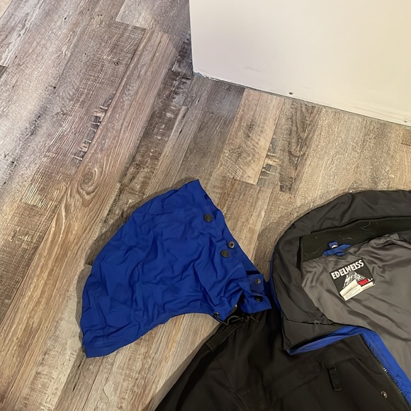 Edelweiss Ski Jacket Backbowl Mens Medium Blue and Black. - Picture 4 of 9